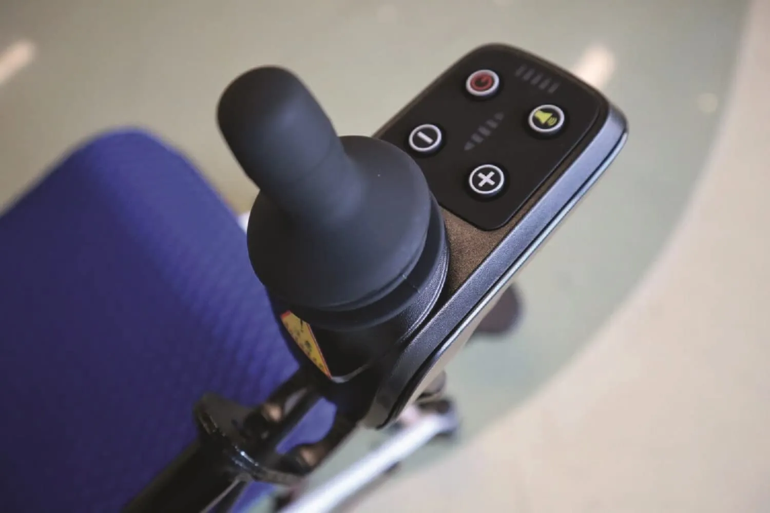 Identités ID Mouv fauteuil roulant électrique pliable