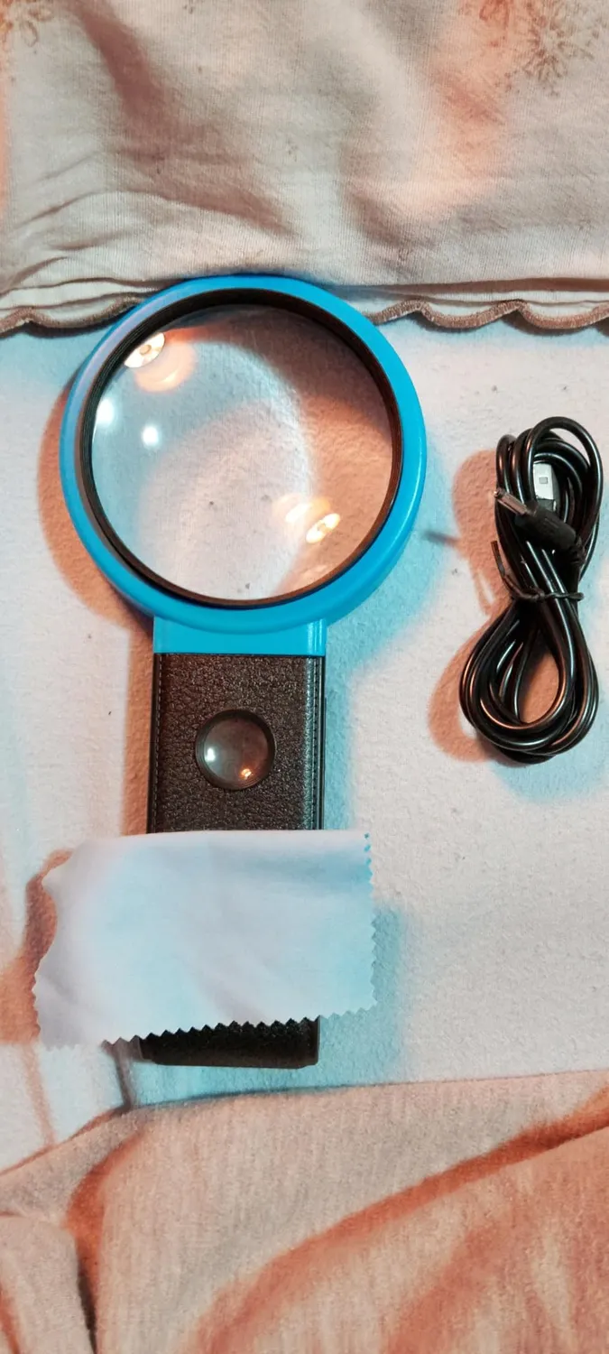 VisionAid Loupe 30X 10X LED mains libres 21 lampes
