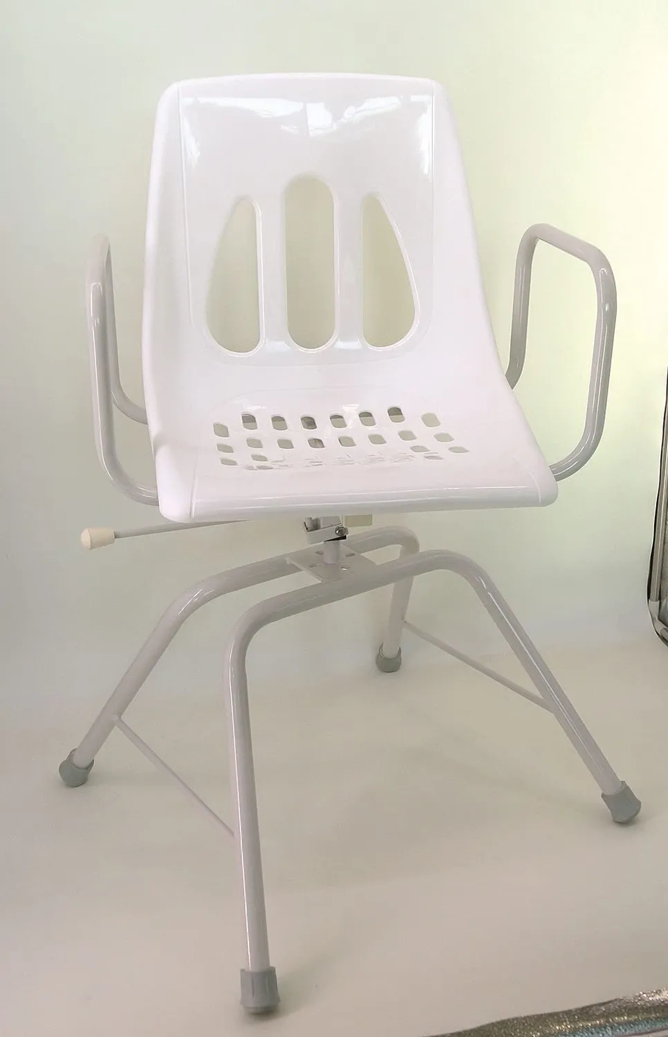 Identités Chaise de Douche Pivotante siège confort 100 kg