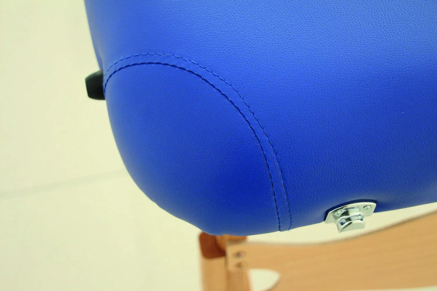 Identités Kinbasic table de massage bleue pliante
