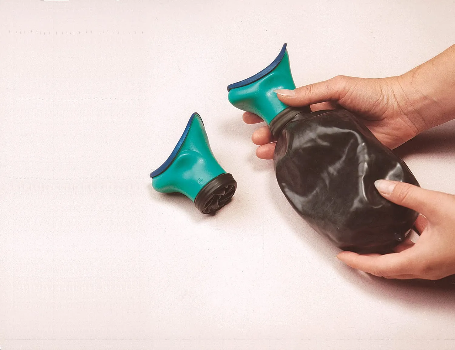 Identités Uribag urinal femme 1,2 L hermétique