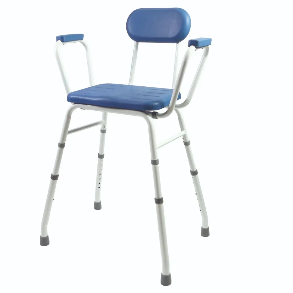 Identités chaise haute capitonnée bleue 160 kg inclinée