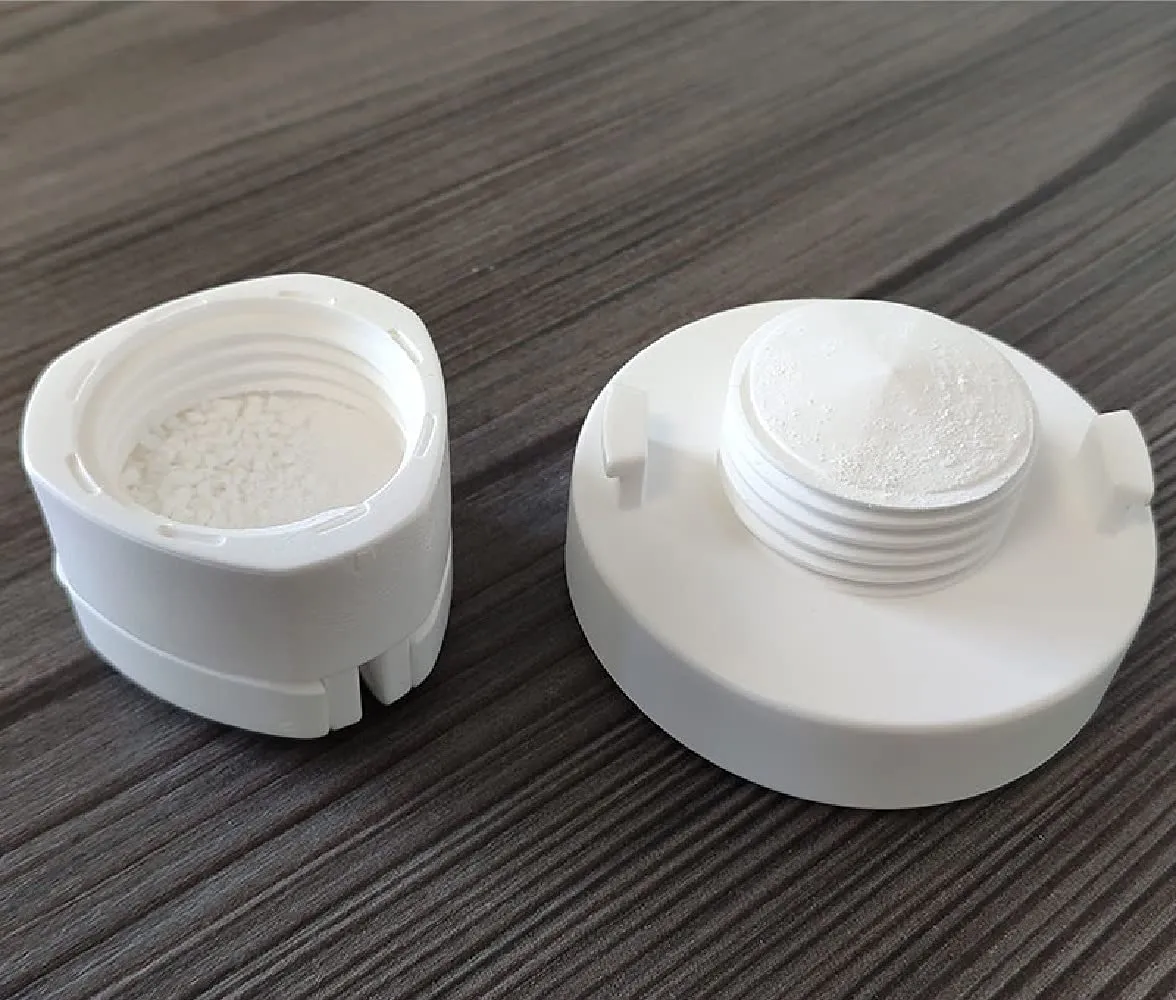 Identités Gourde avec Pilulier 600 ml Tritan